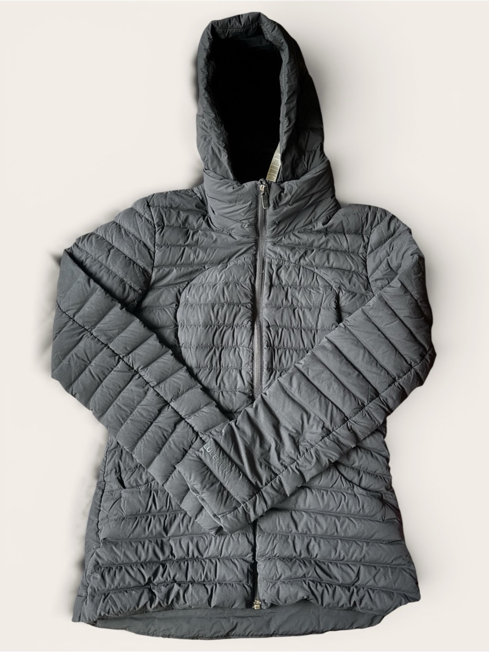 Lululemon Women’s Size 6 light weight Quilted Hooded Packable Jacket